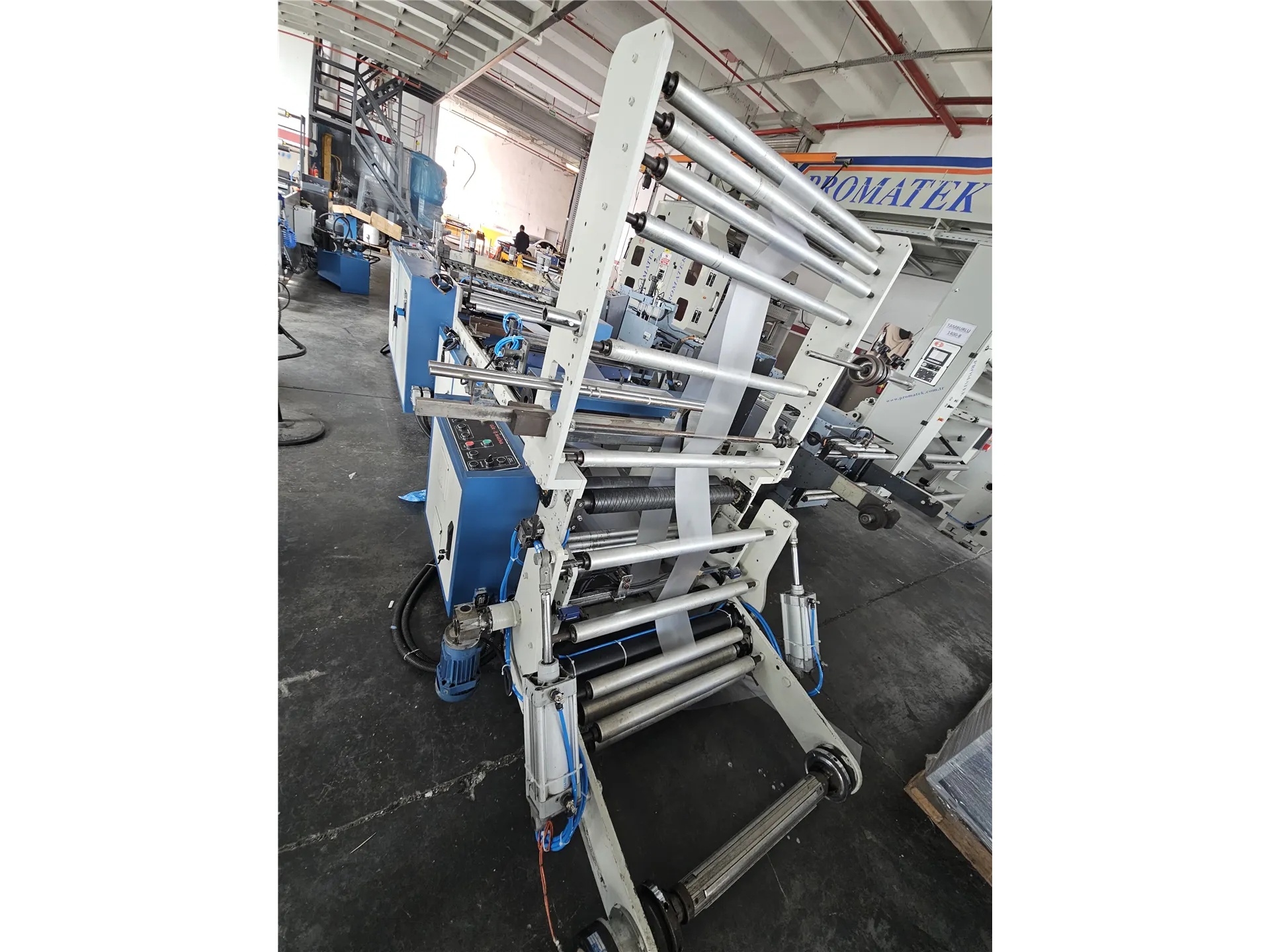 Güriş TY-650 Modern Mekanik Sistemli Yan Kesim Makinesi